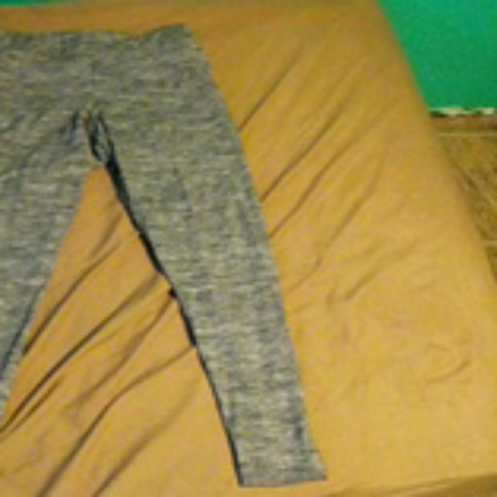 Workout pants - Picture 2 of 2